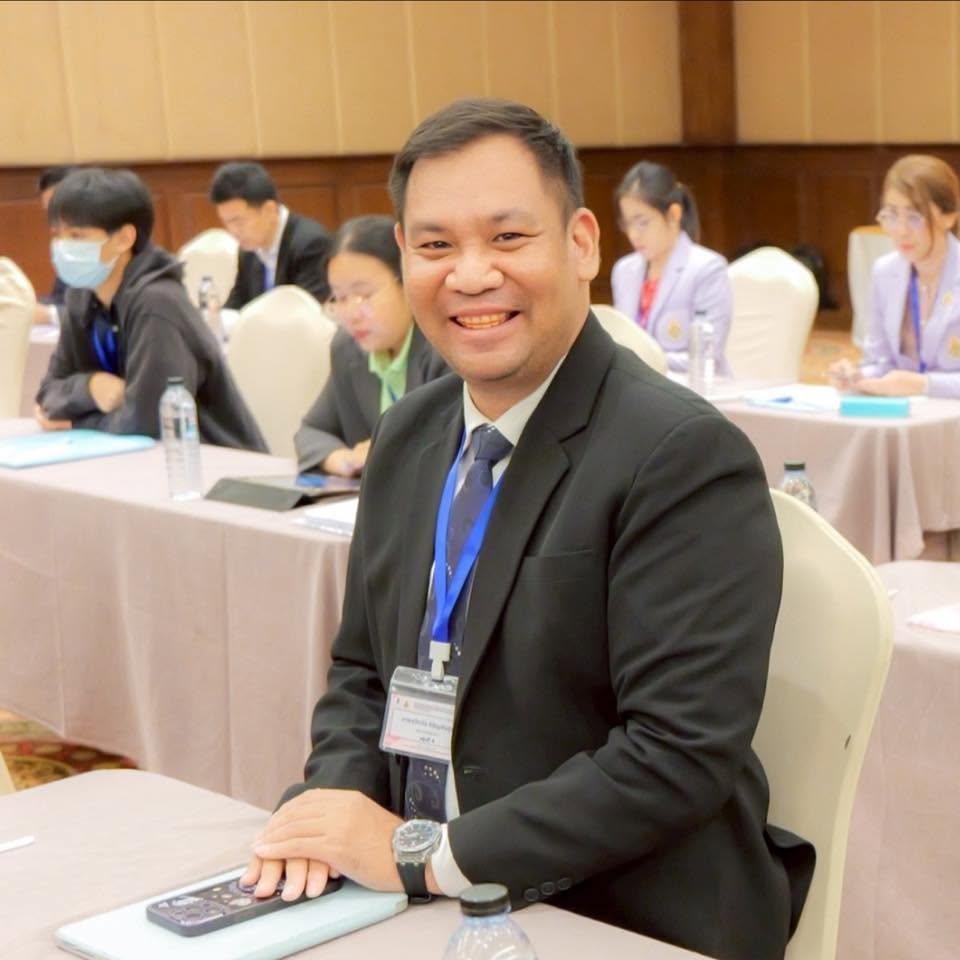 นาย สุวิทวัส หิรัญสินสุนทร